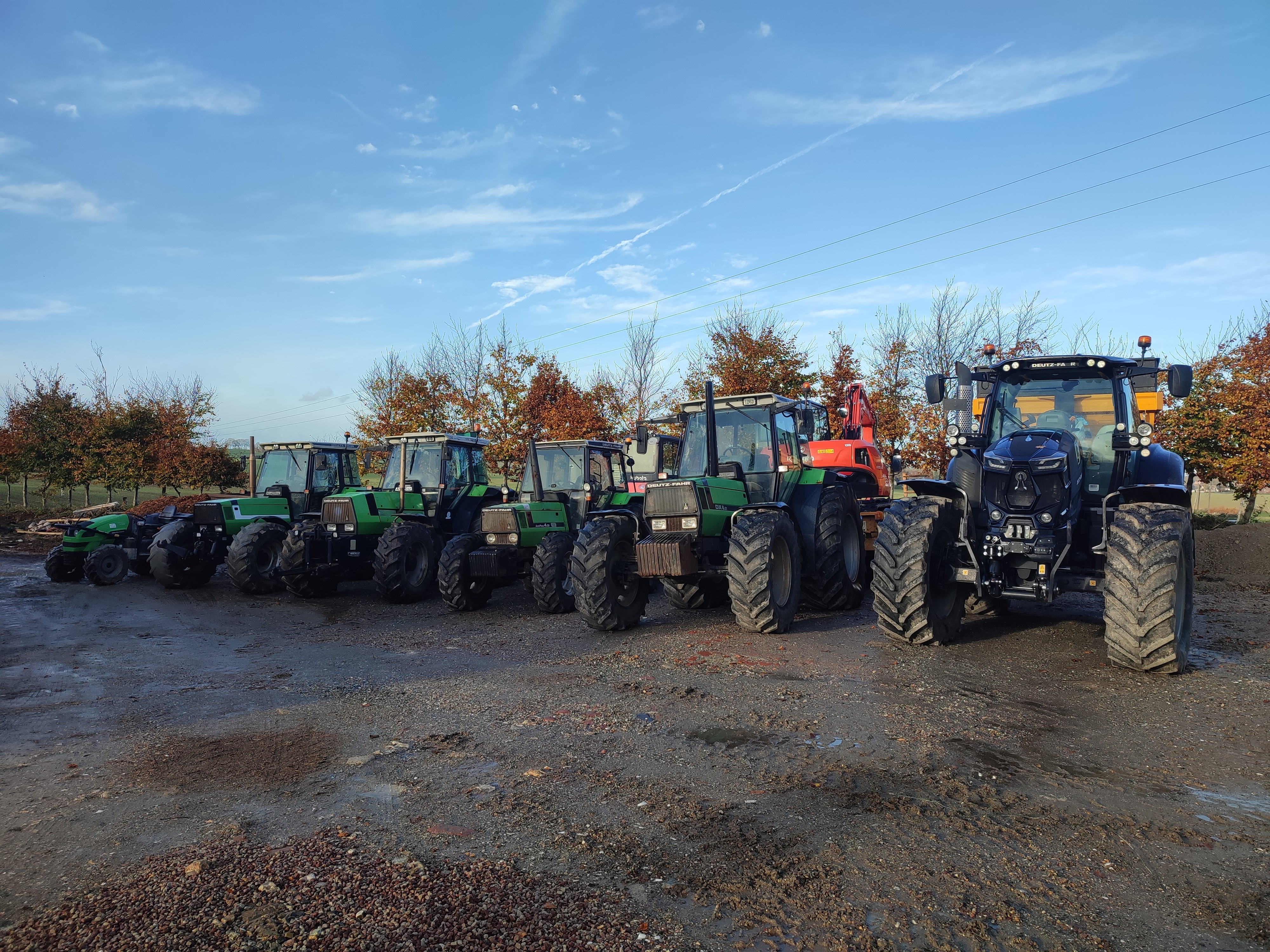 TRACTEURS